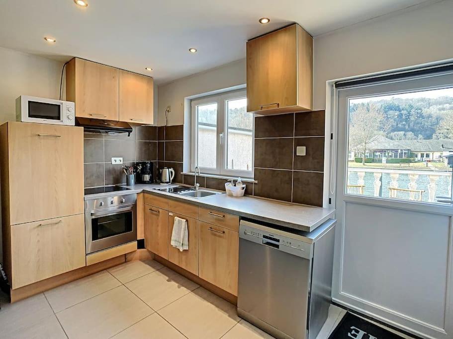 Vue Sur Meuse Avec Jacuzzi Et Sauna Exterieur. Yvoir Exteriér fotografie